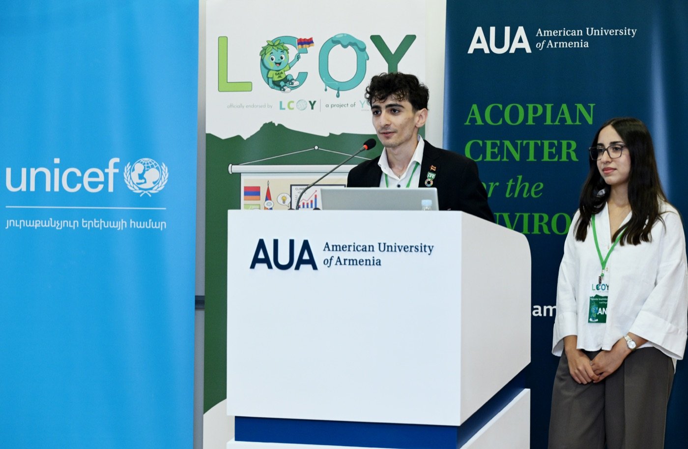 Keynote speaking and panel moderation — photograph 3 of 12